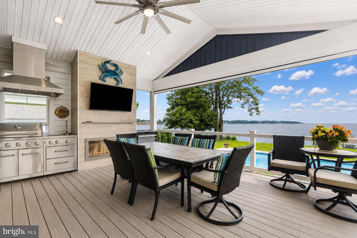 7429 Bay Front Road photo 5