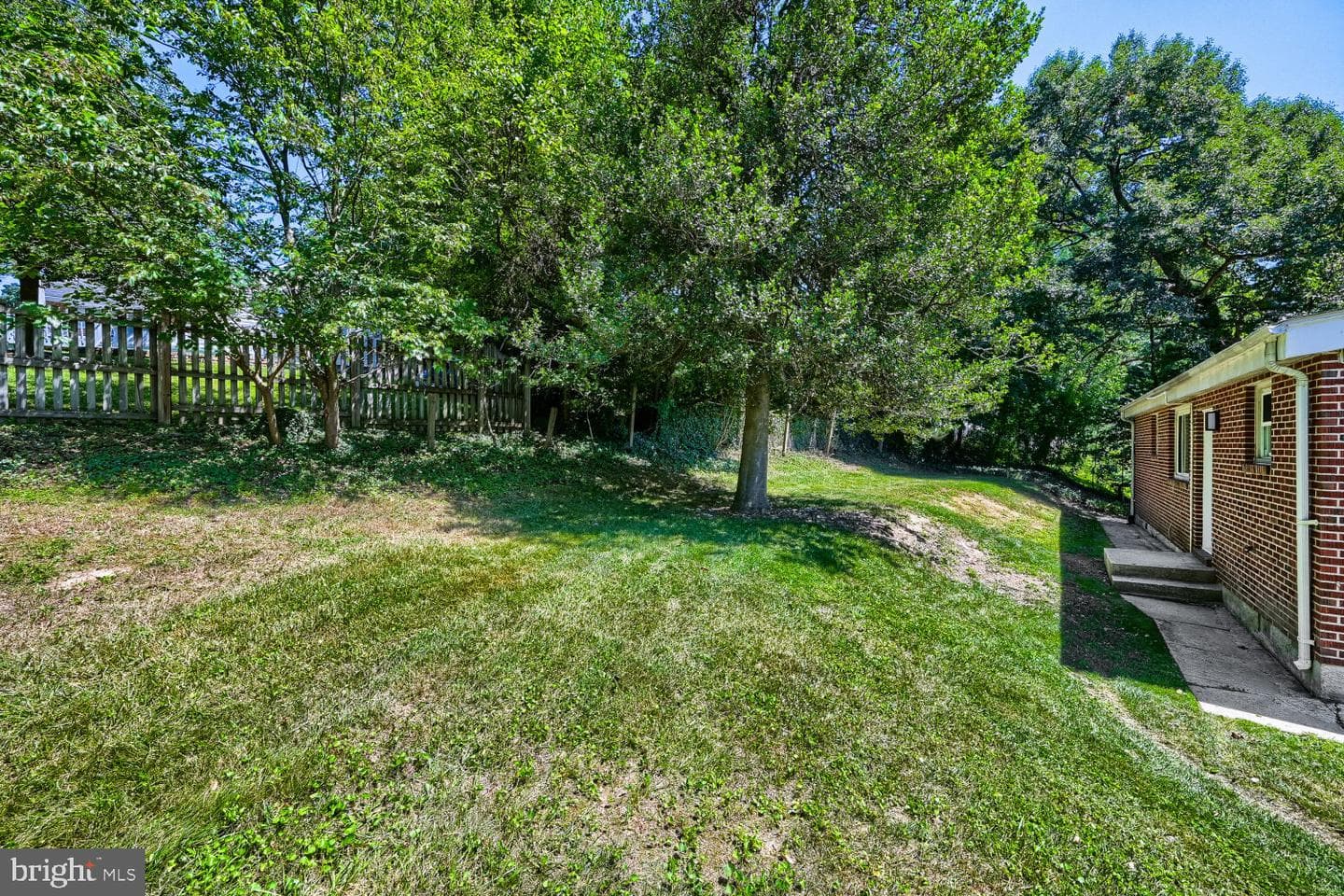1200 Dublin Court photo 29