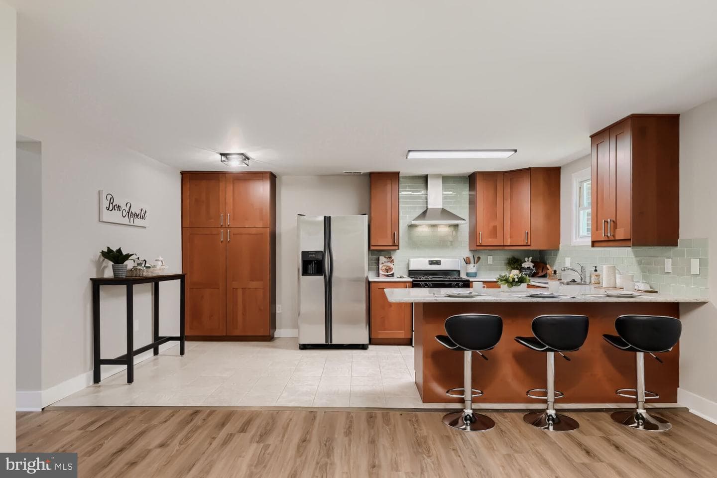 1200 Dublin Court photo 9