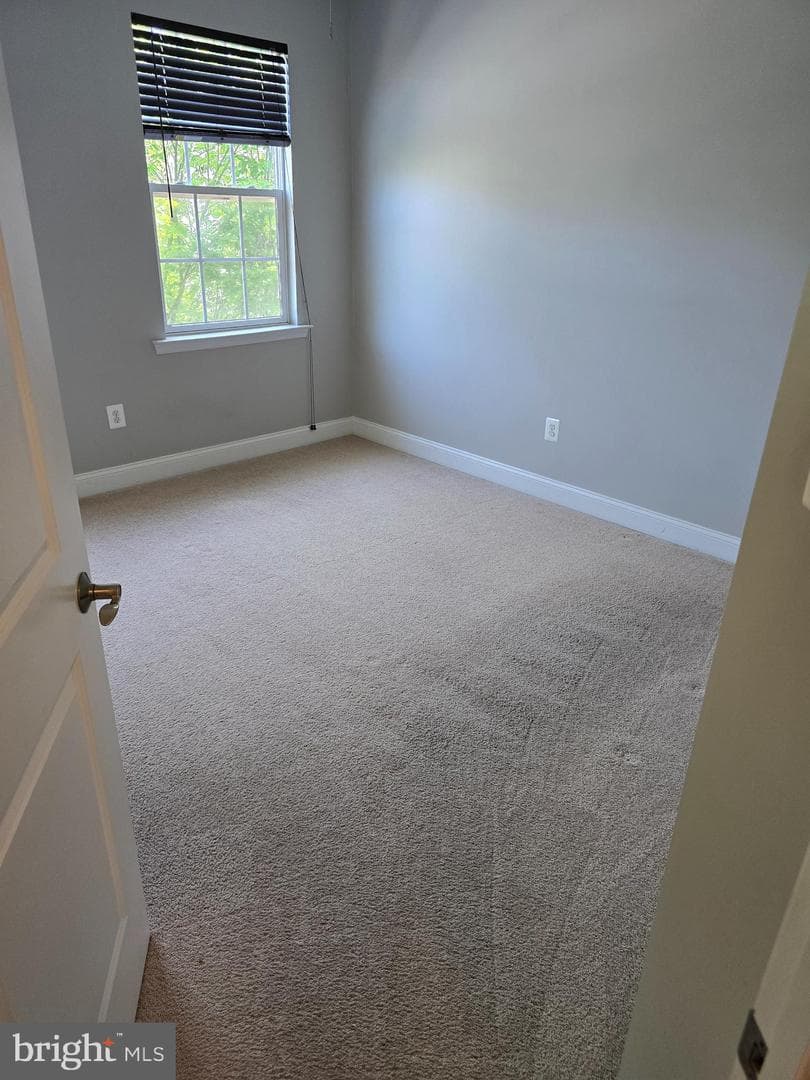 35 Meridian Lane photo 18