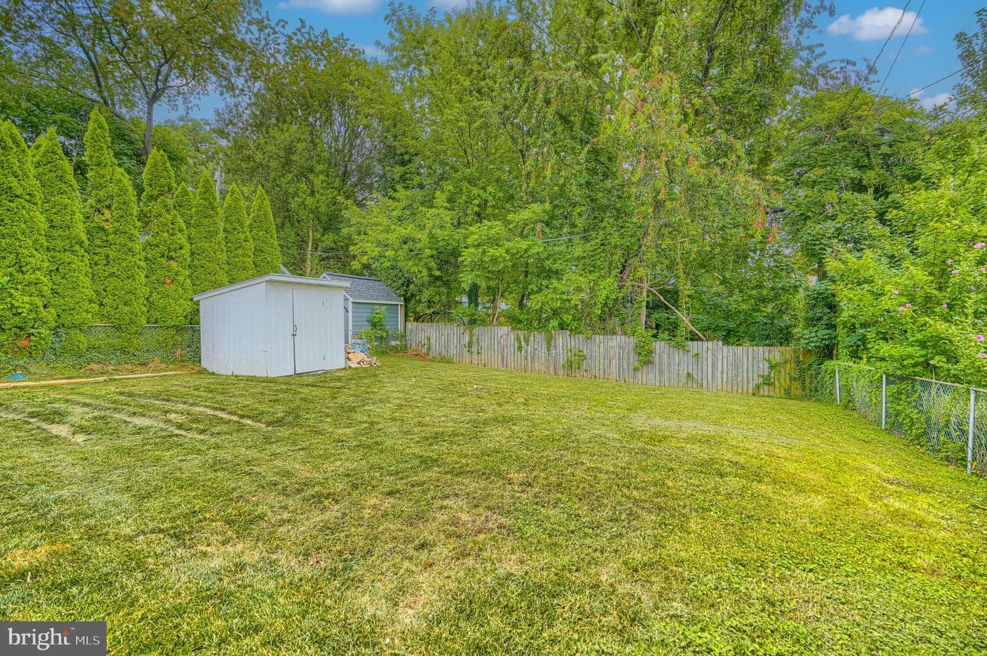 6505 Beechwood Road photo 60