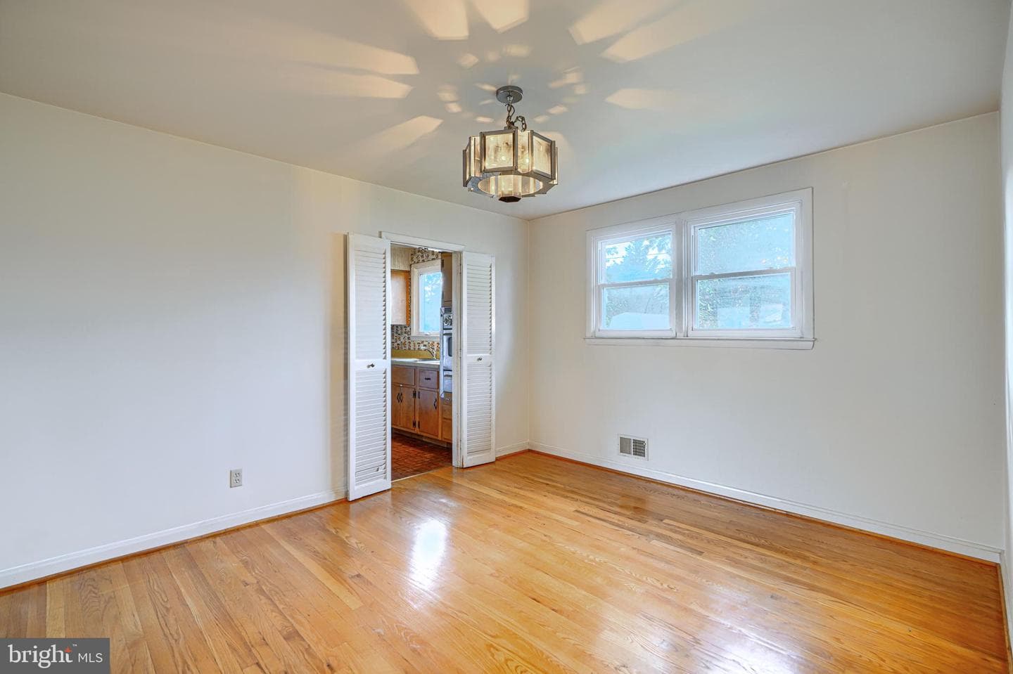 103 Springside Drive photo 7