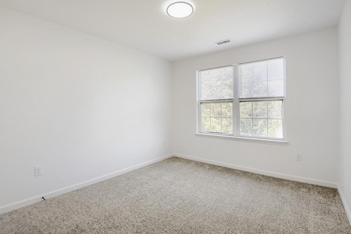 15 Saddlestone Court photo 16