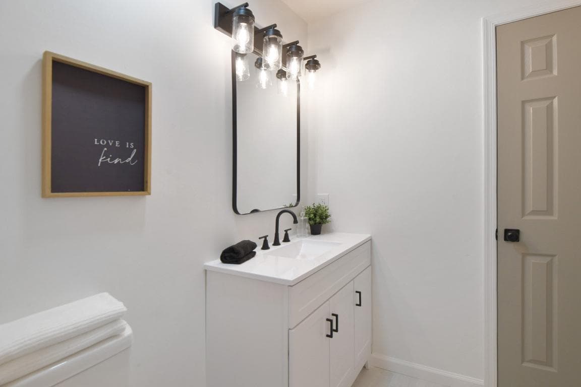 15 Saddlestone Court photo 19
