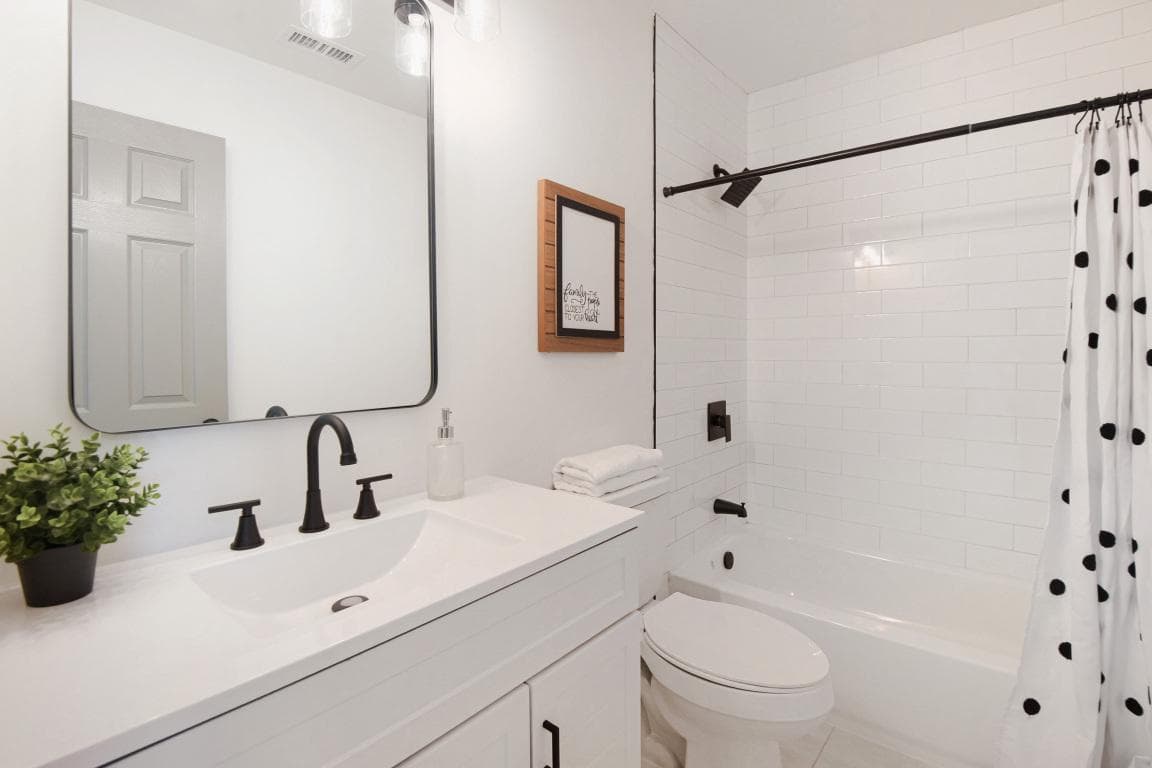15 Saddlestone Court photo 21