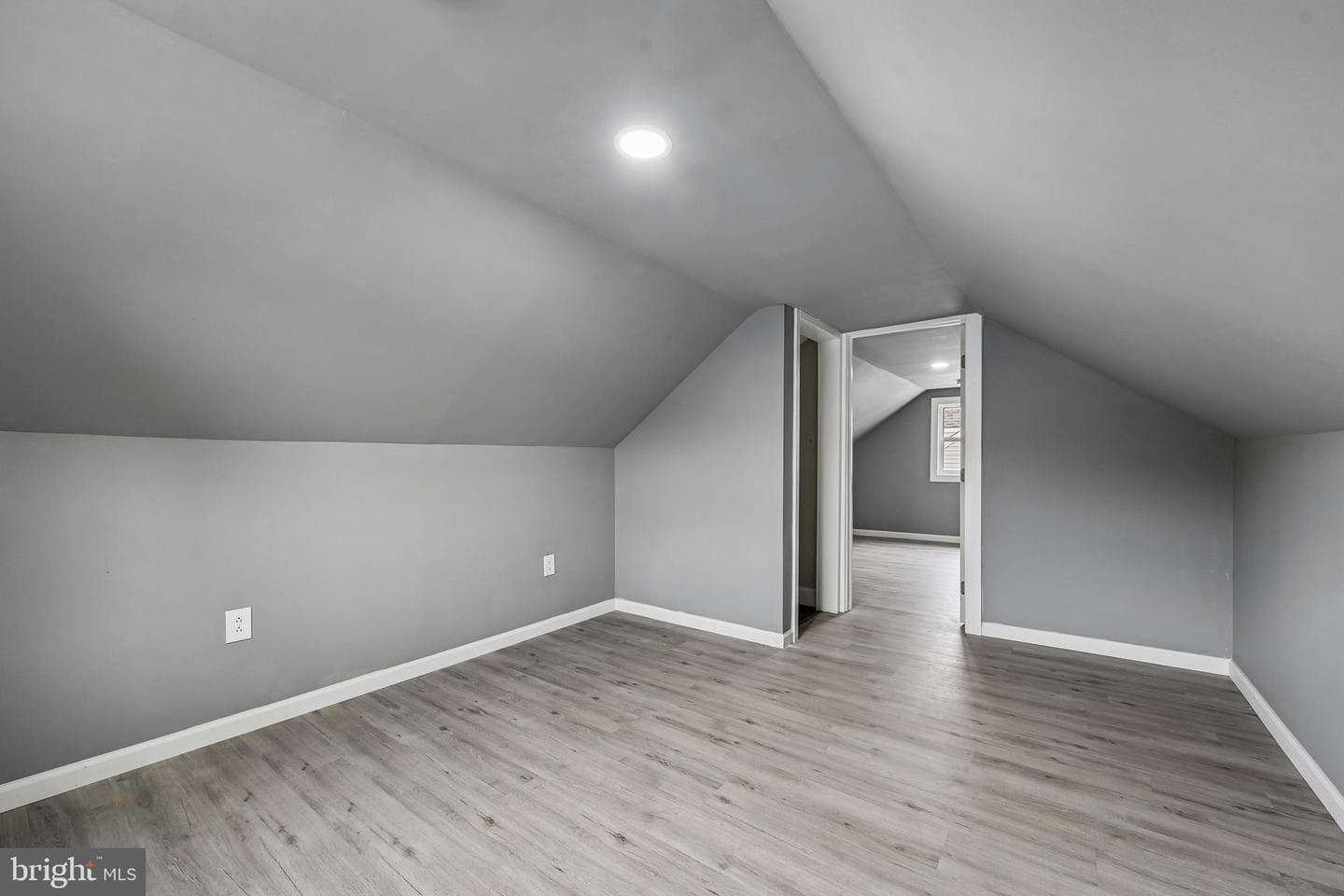 6820 Bessemer Avenue photo 25