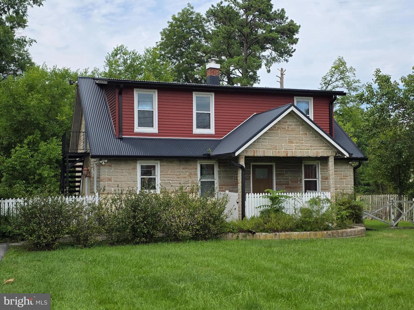 7134 Dogwood Road photo 1