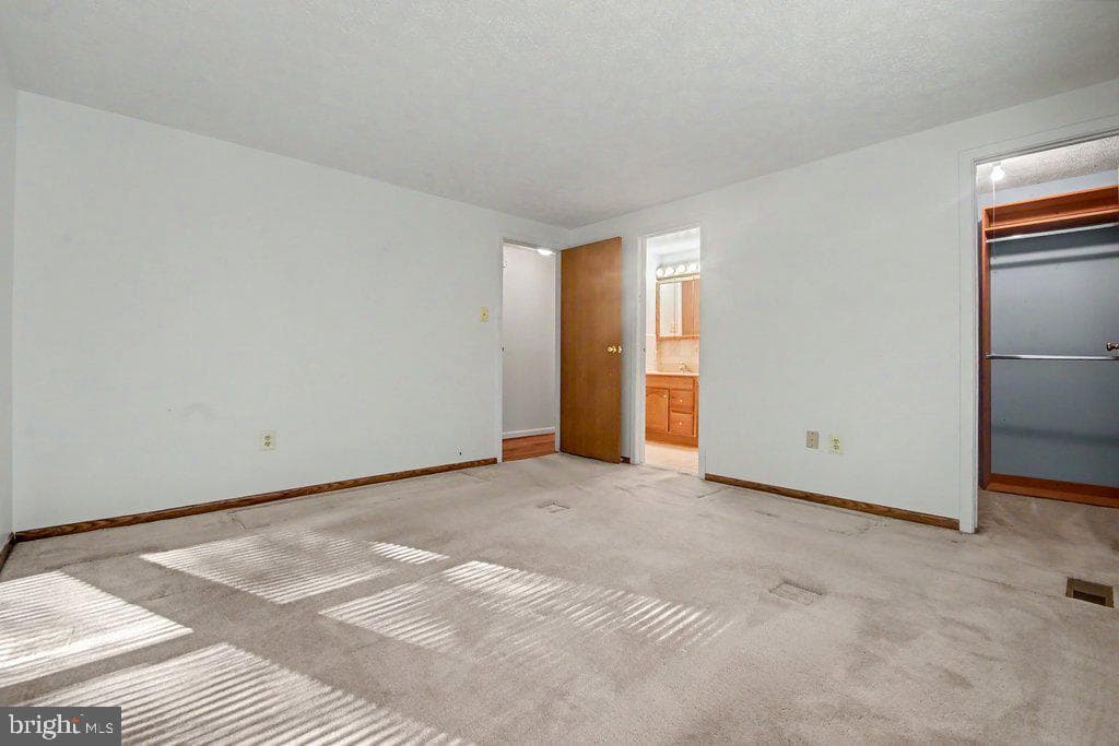 8805 Golden Tree Lane photo 18