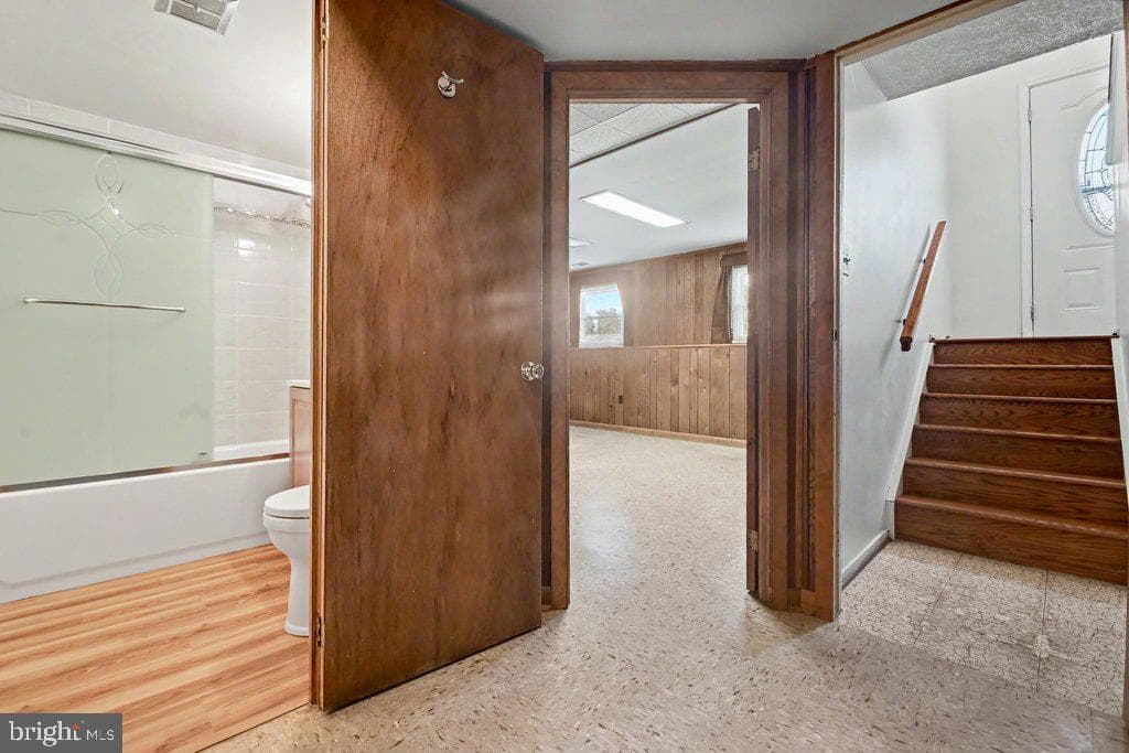 8805 Golden Tree Lane photo 31