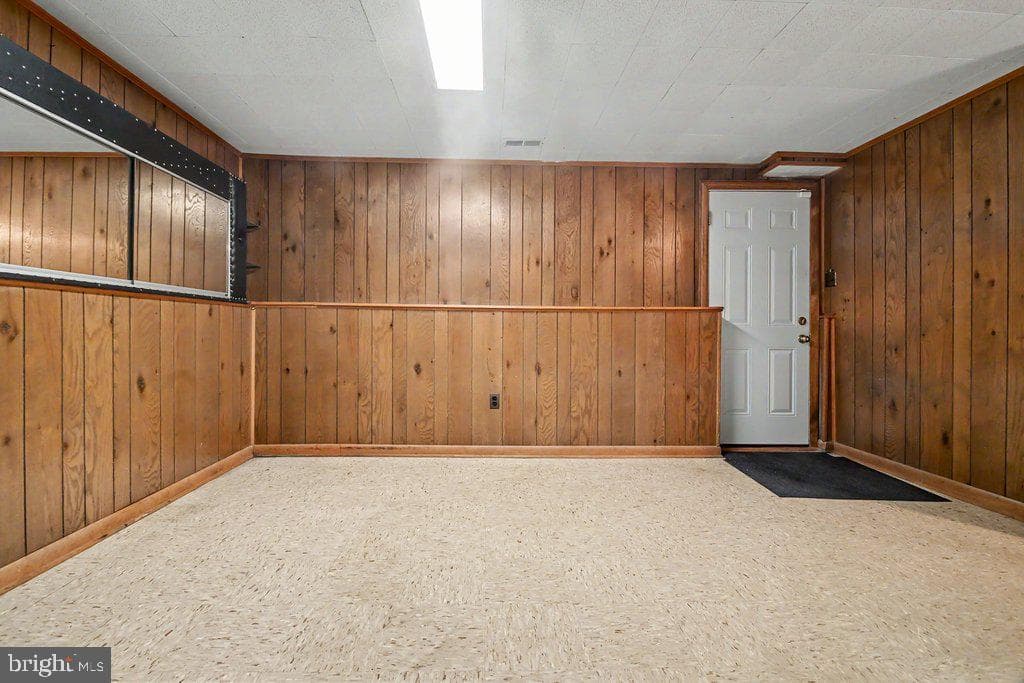 8805 Golden Tree Lane photo 35