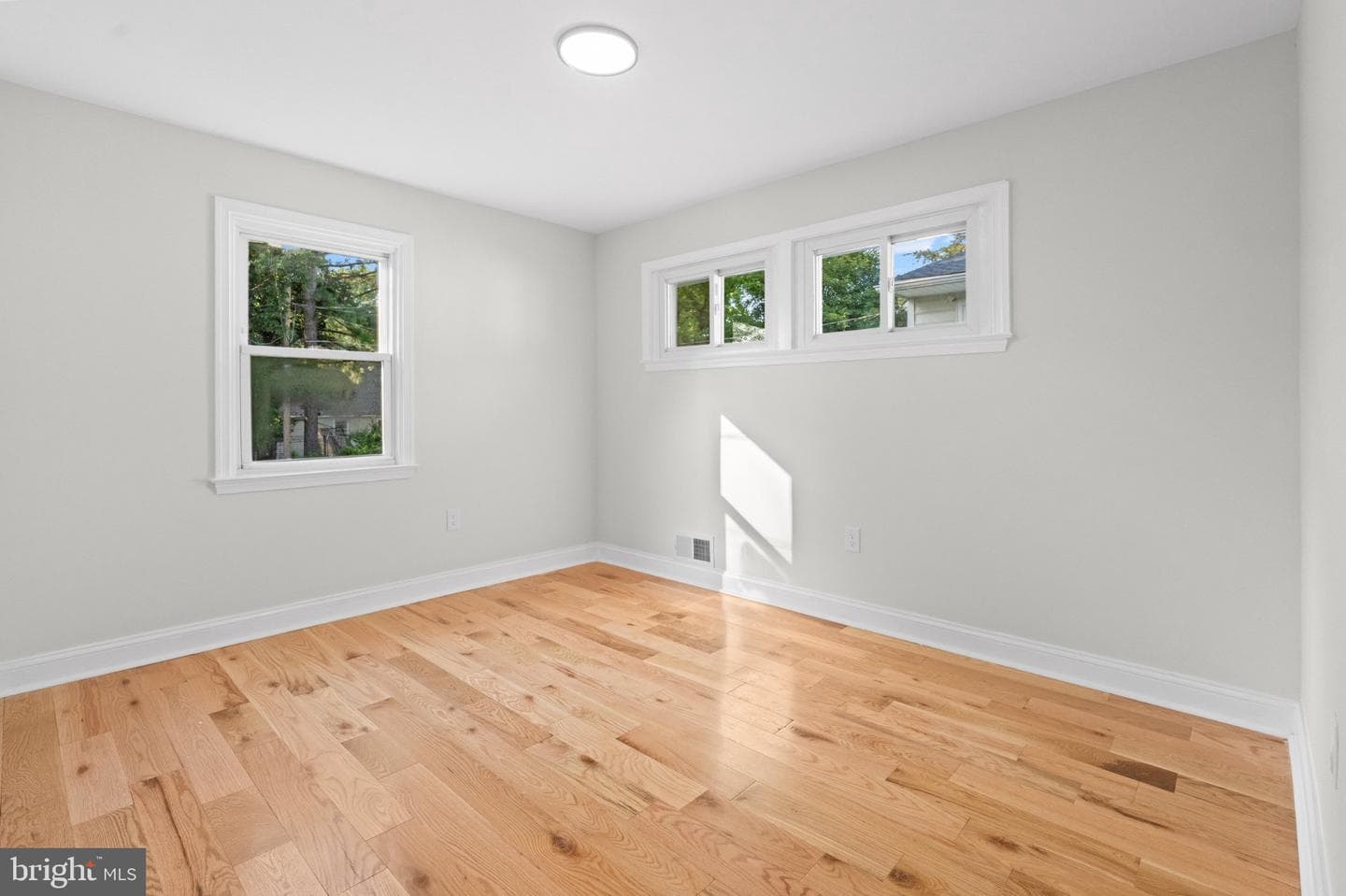 3807 Byfield Road photo 14