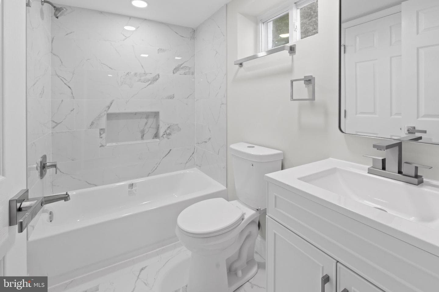 3807 Byfield Road photo 17