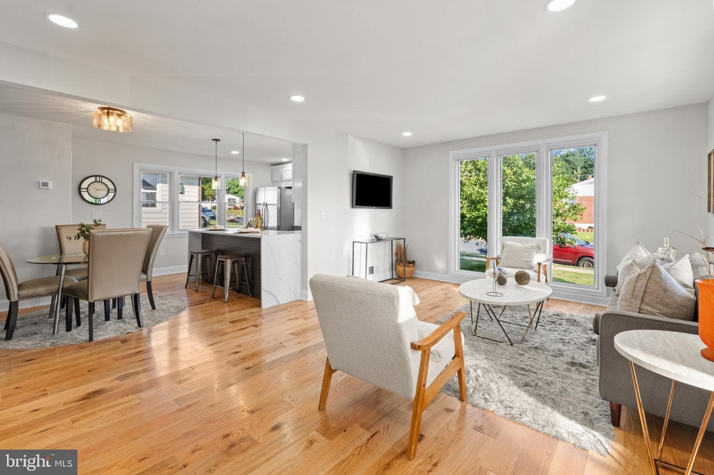 3807 Byfield Road photo 4