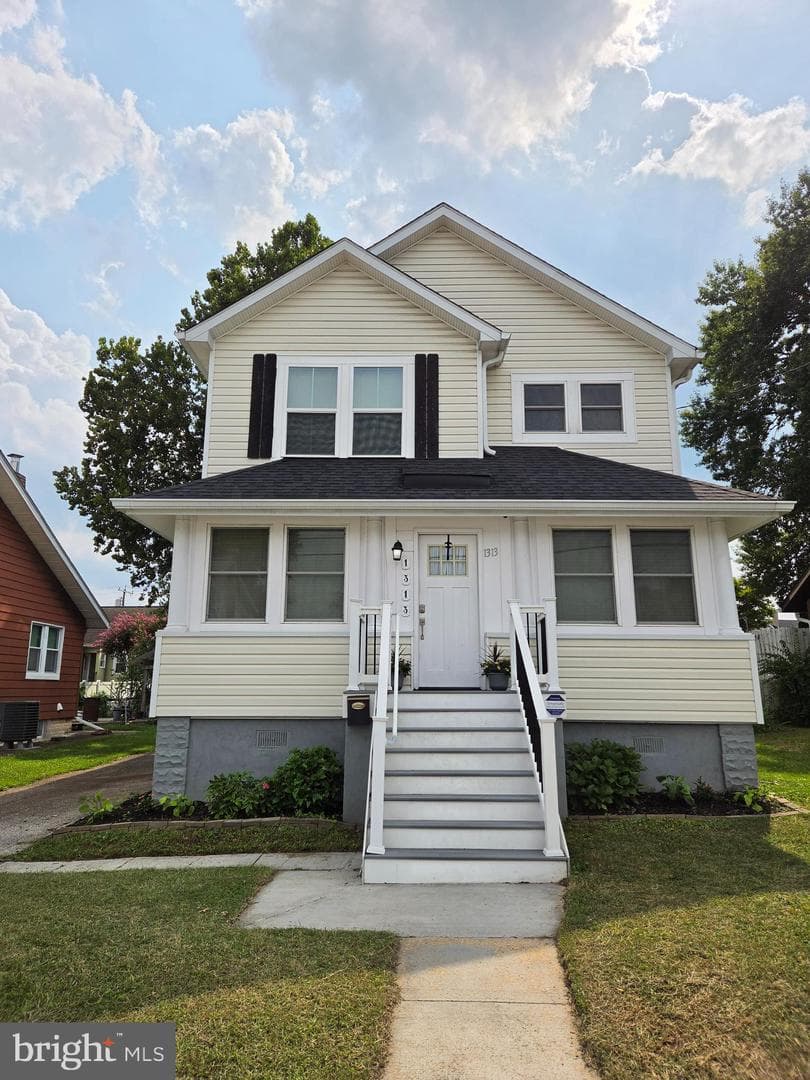 1313 Poplar Avenue photo 1