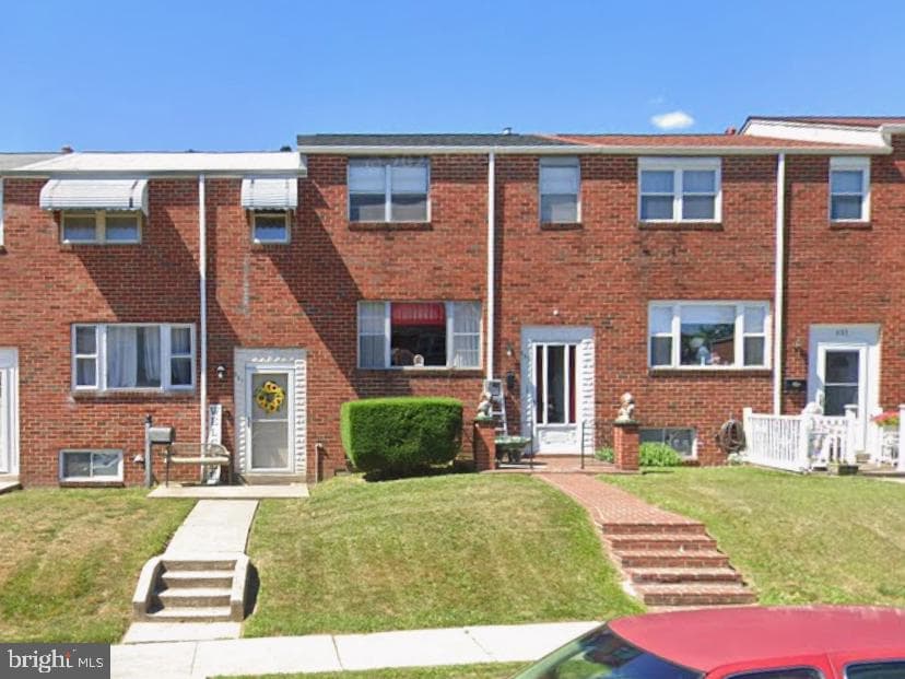 959 Regina Drive photo 1