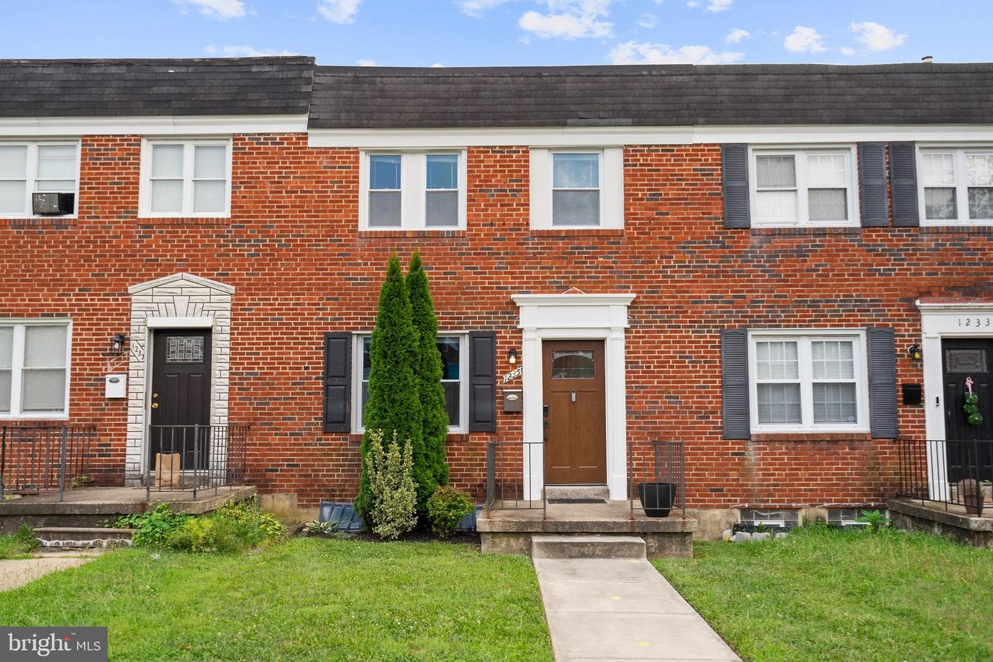 1235 Halstead Road photo 1