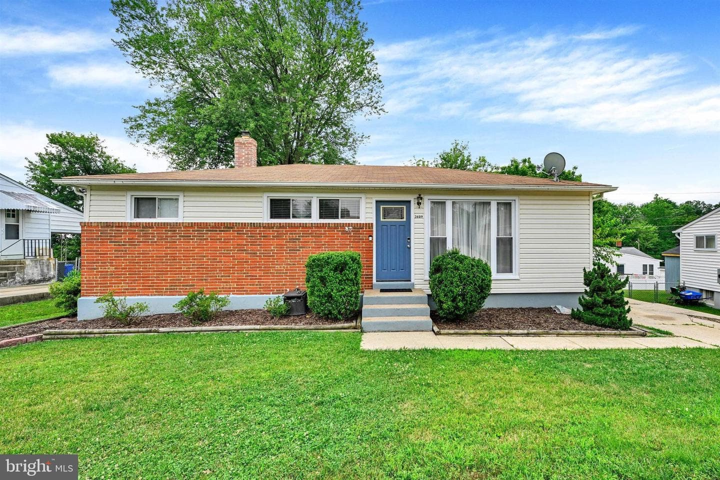 2609 Harwood Road photo 1