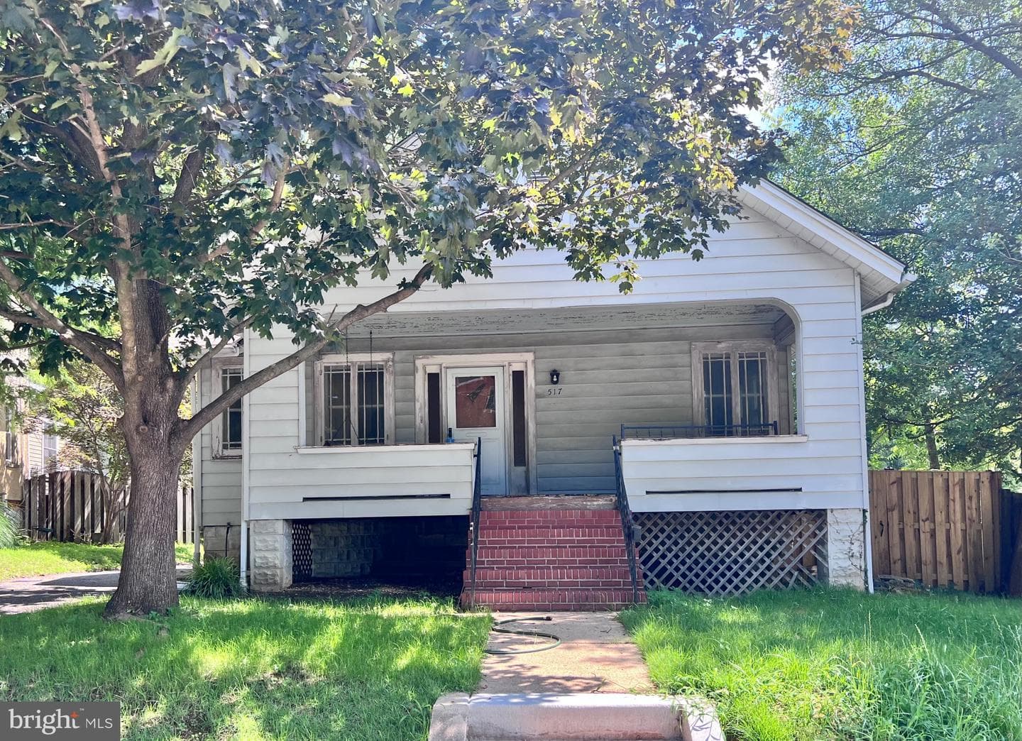 517 Elmwood Road photo 1