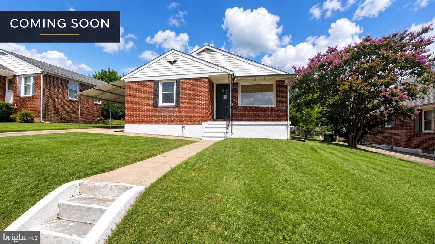 5206 Hazelwood Avenue photo 1