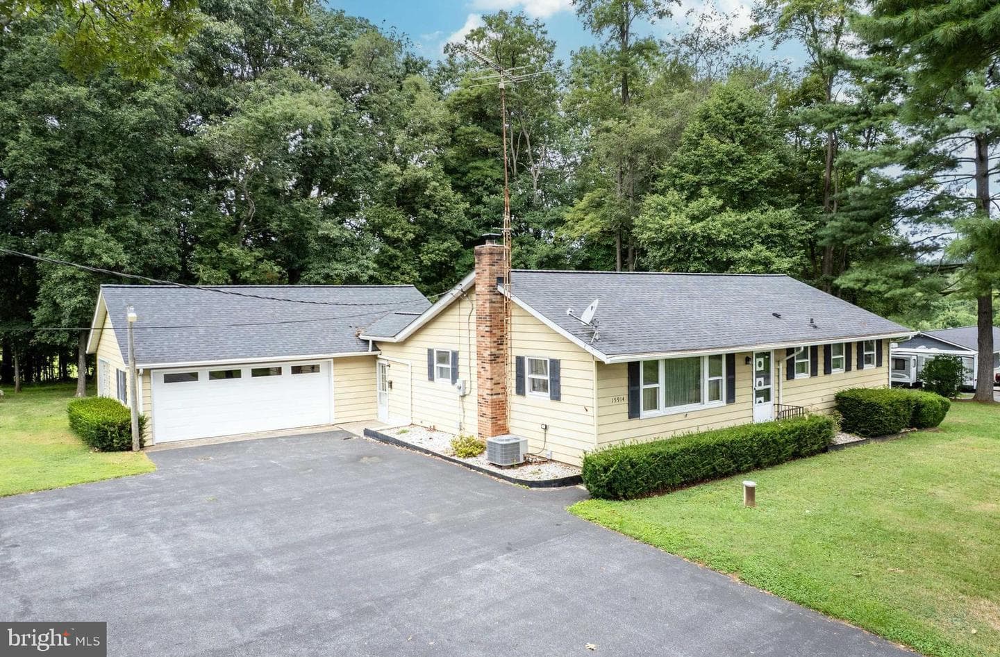 15914 Dark Hollow Road photo 1