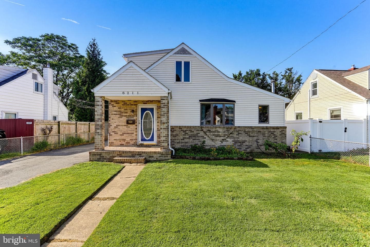 8211 Longpoint Road photo 1