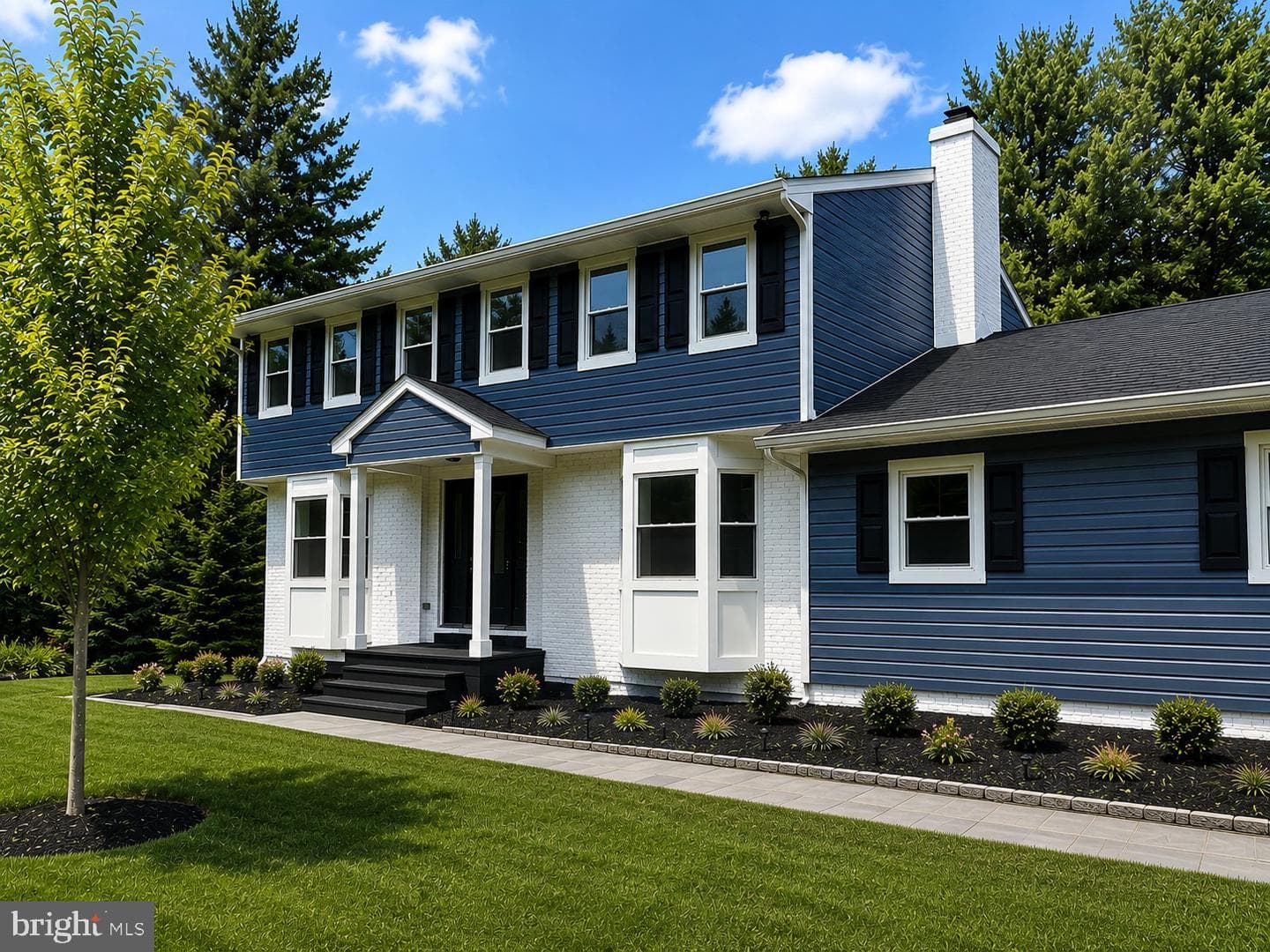 14004 Manor Road photo 1
