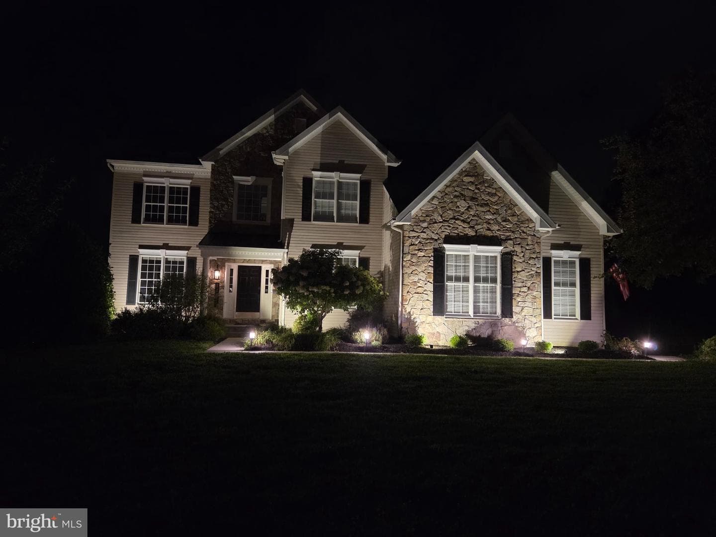 14835 Hunting Way photo 1