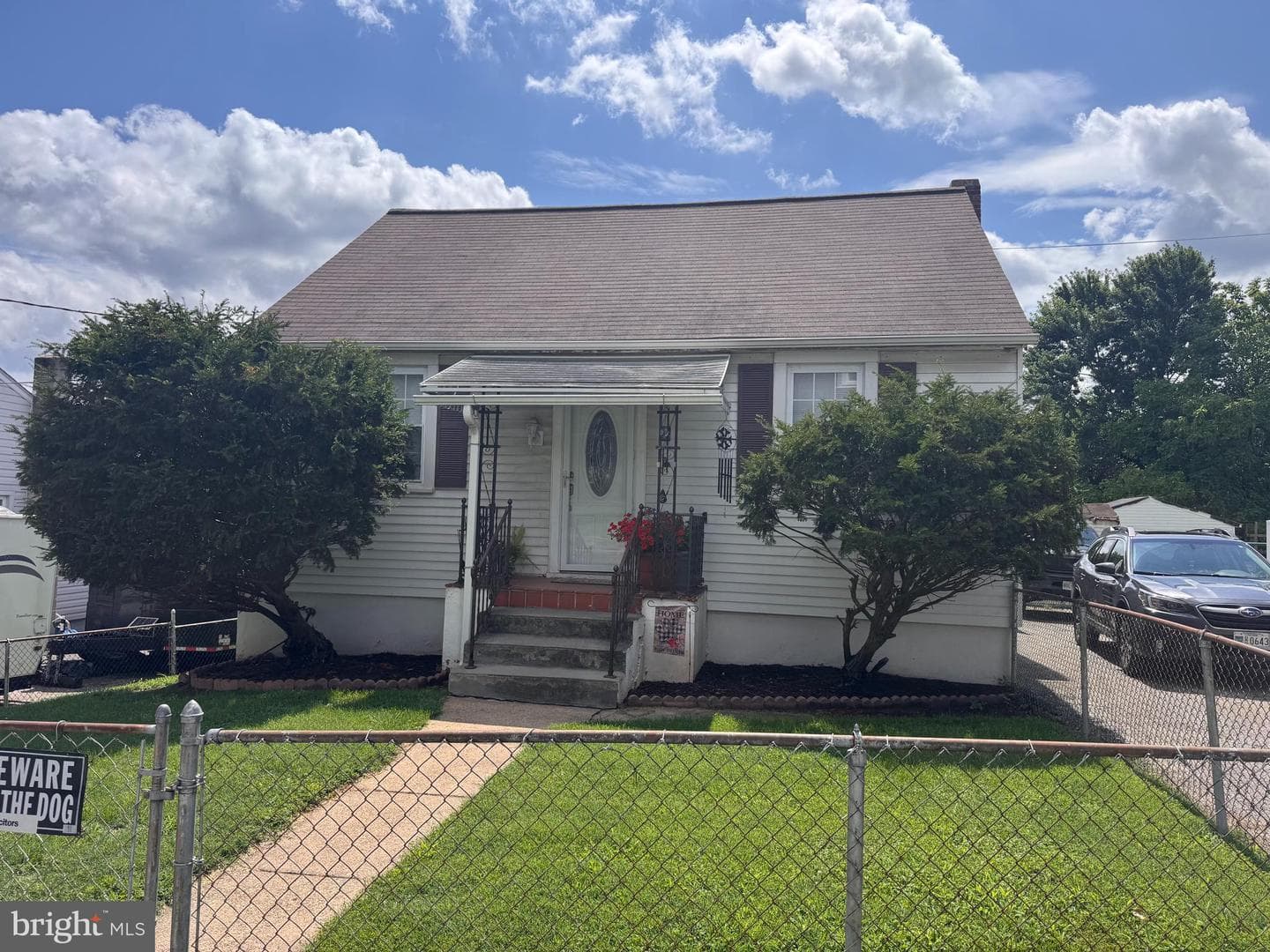 3403 Hopkins photo 1