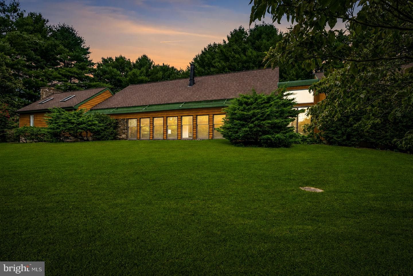 4 Turner Wood Court photo 1