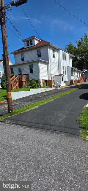 4607 Linden Avenue photo 1