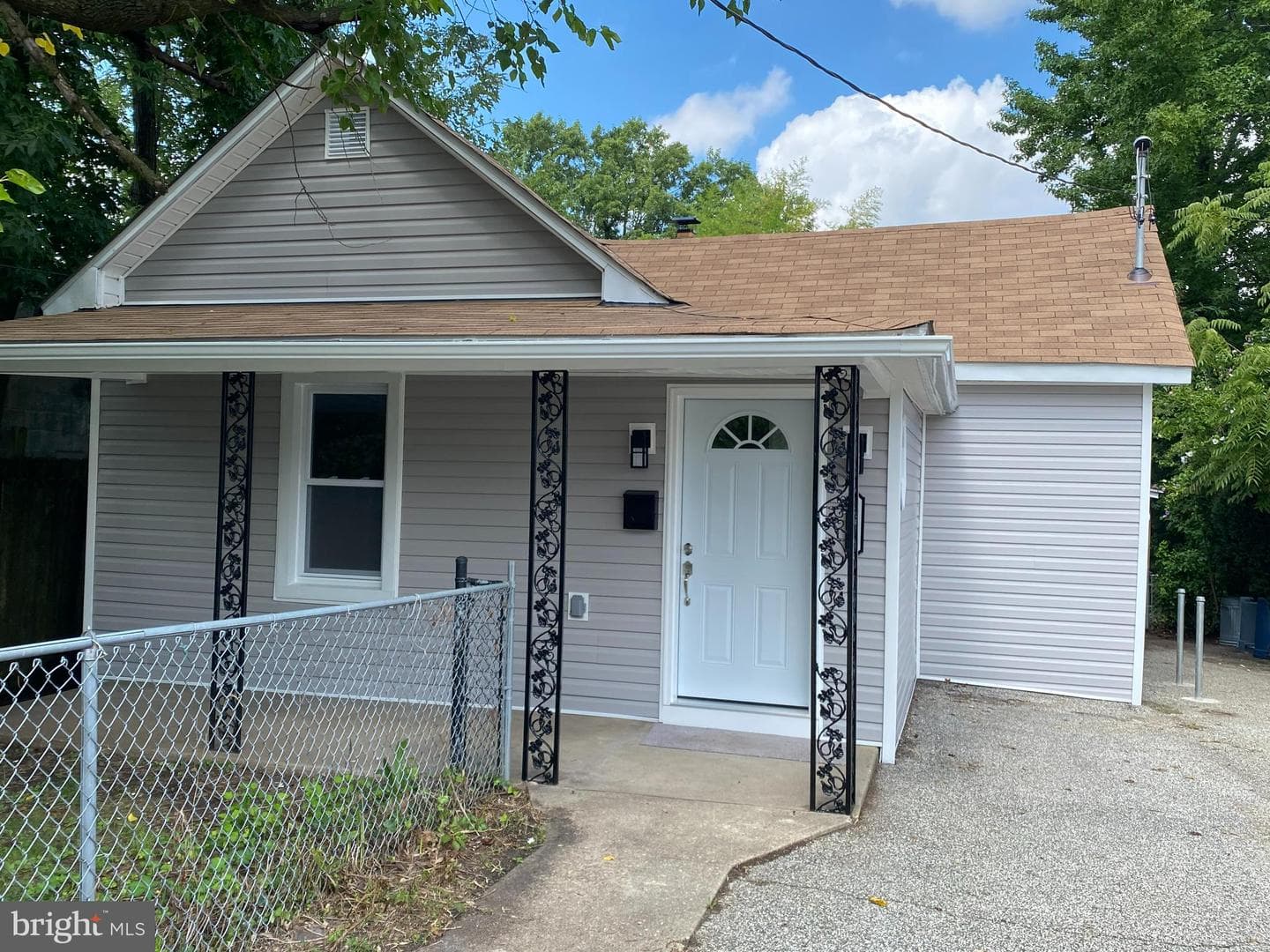 7700 Chestnut Avenue photo 1