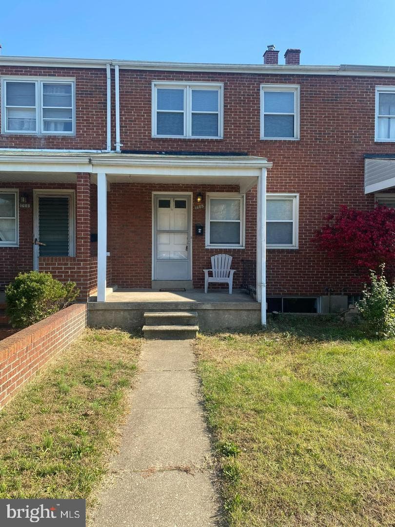 1605 Lynch Road photo 1