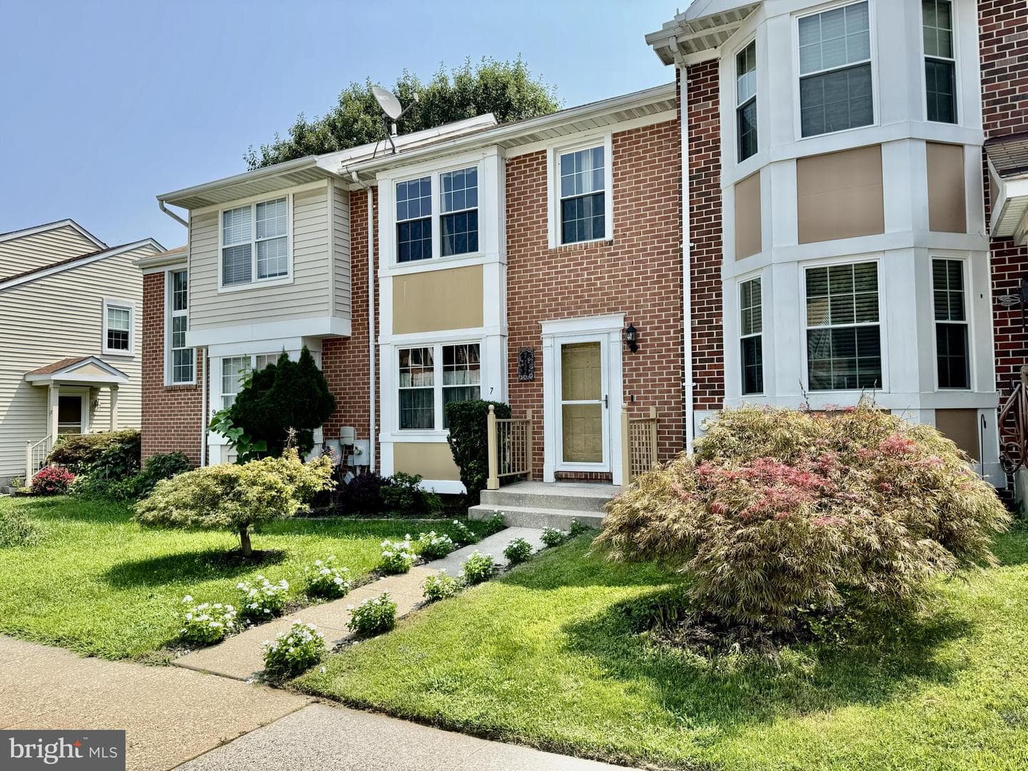7 Northford Way photo 1