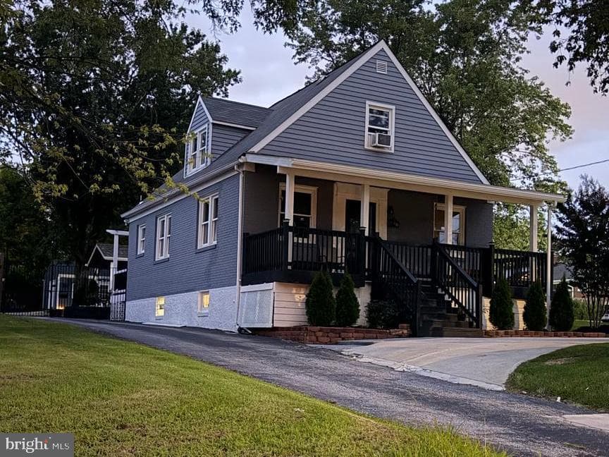 5416 Hamilton Avenue photo 1