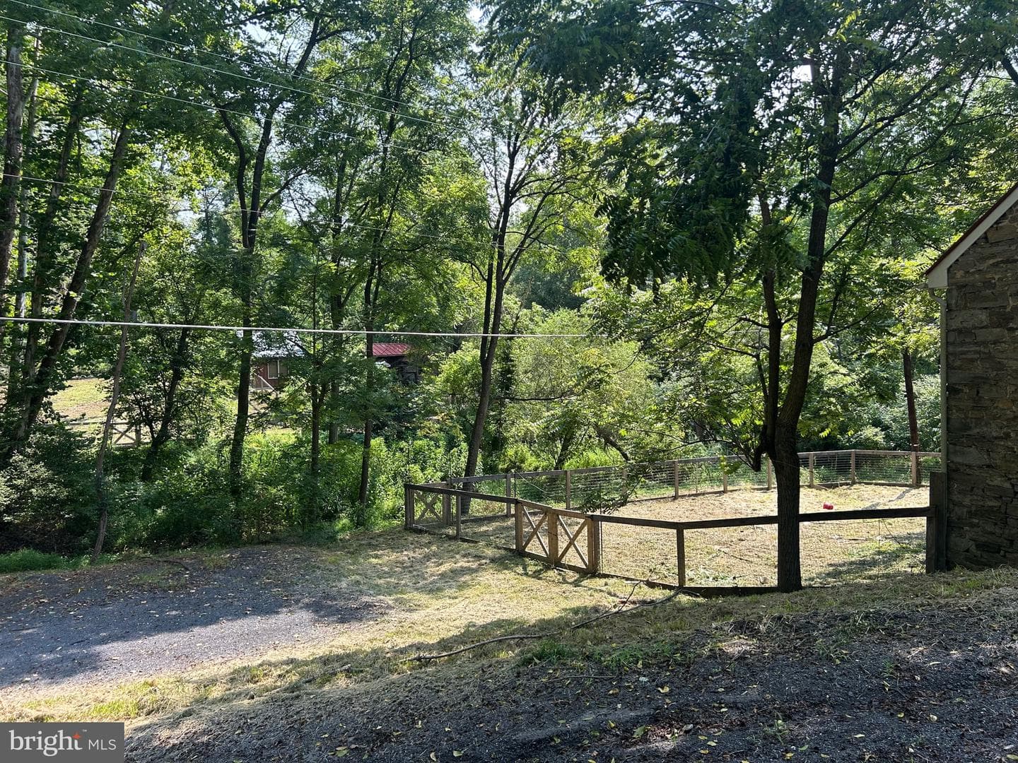 15113 Falls Road photo 1