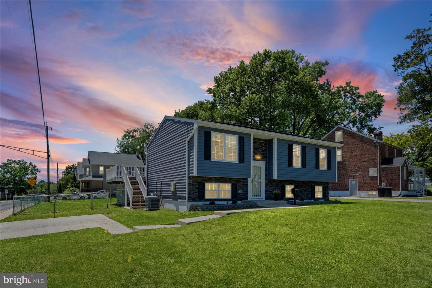 4219 Fullerton Avenue photo 1