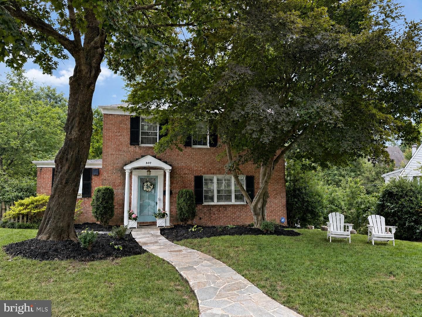 307 Worthington Road photo 1