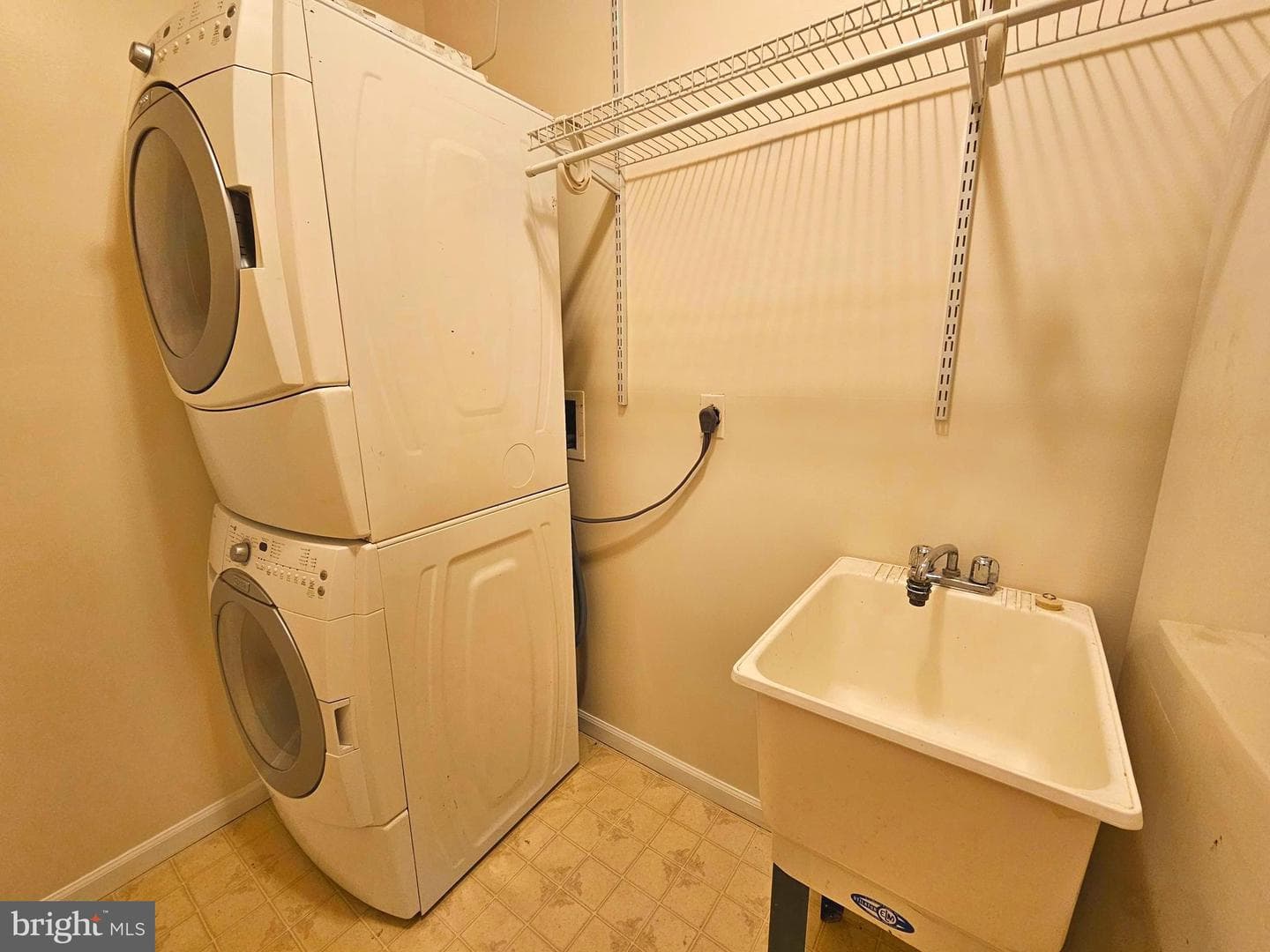 8940 Sherbrook Court photo 43