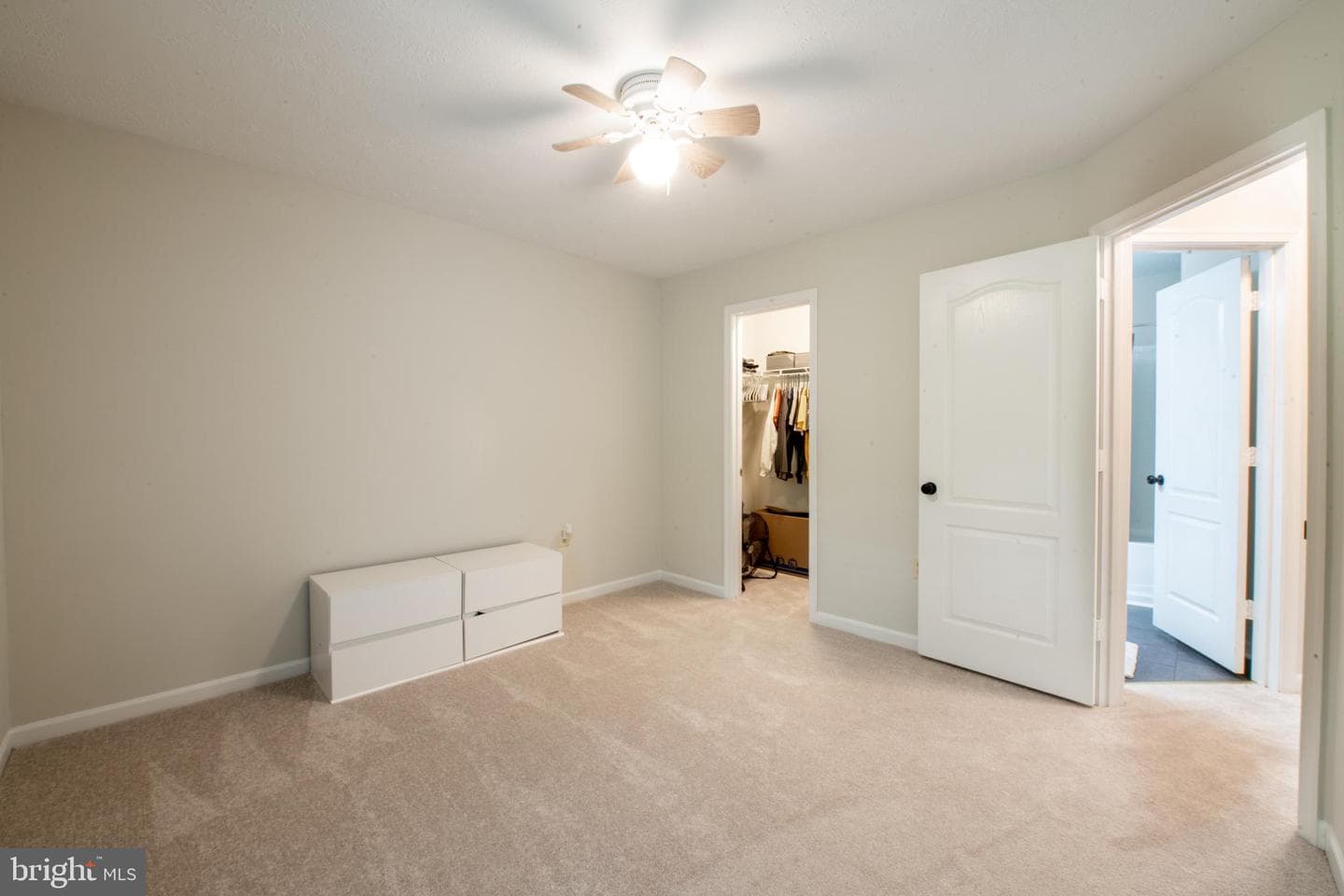 2424 Woodland Court photo 49