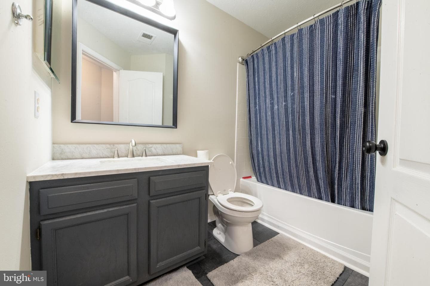 2424 Woodland Court photo 54
