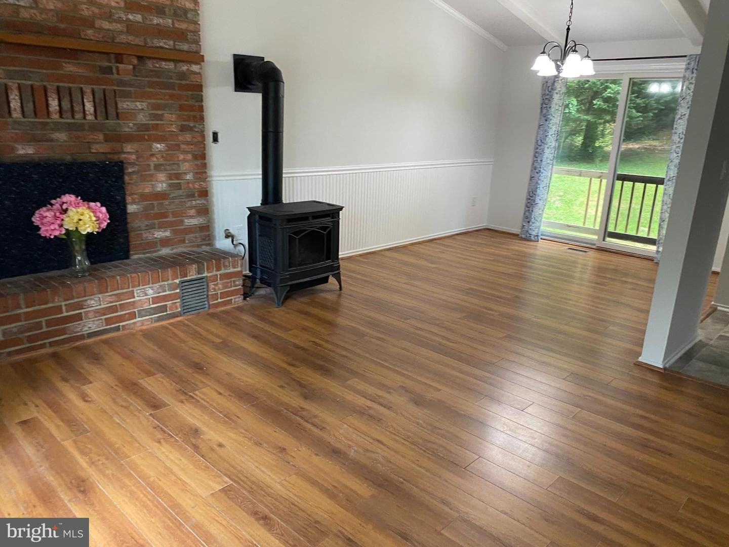 4420 S Shore Drive photo 3