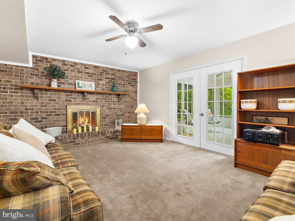 8210 Sycamore Circle photo 15