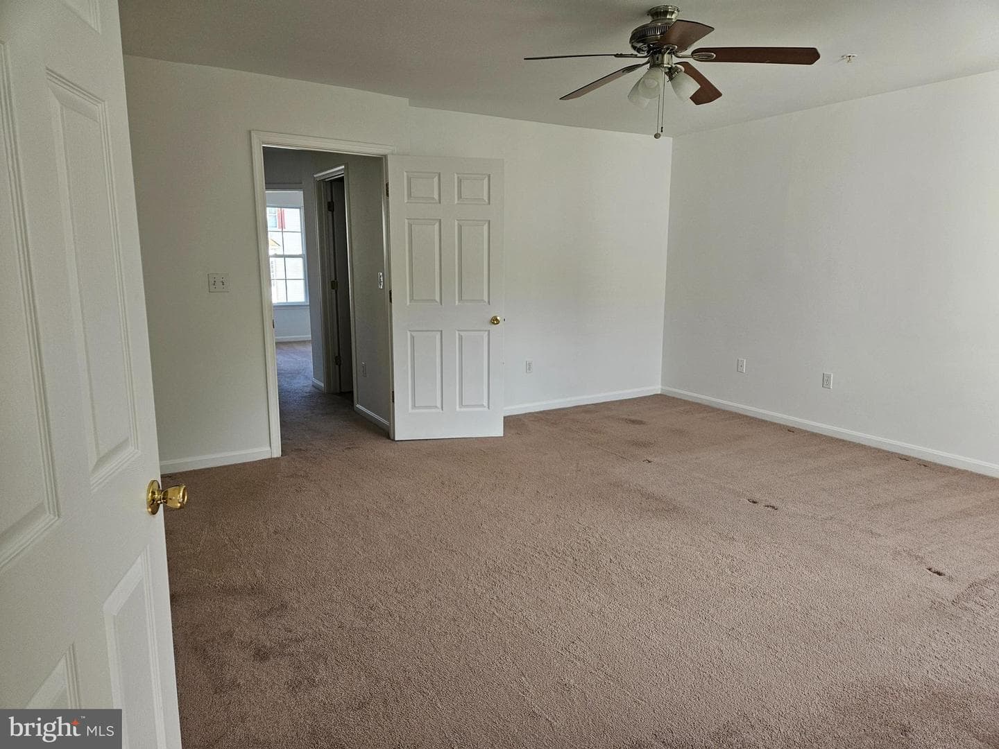 3448 Silverton Lane photo 14