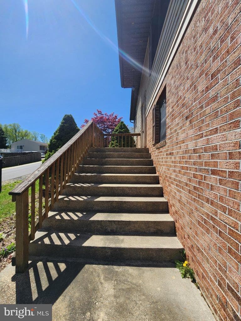 6212 8th Street photo 2