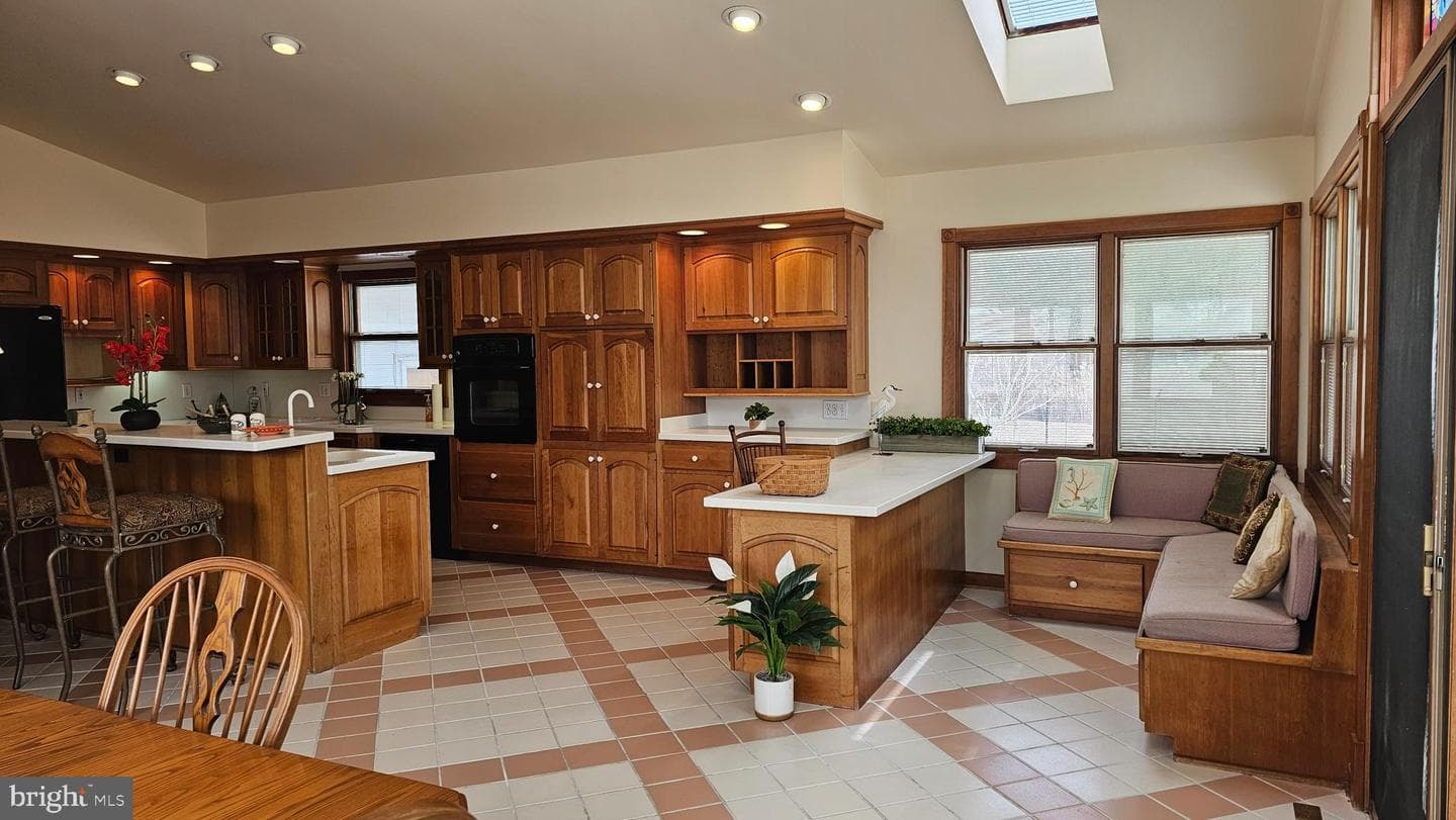 13870 Dowell Road photo 13