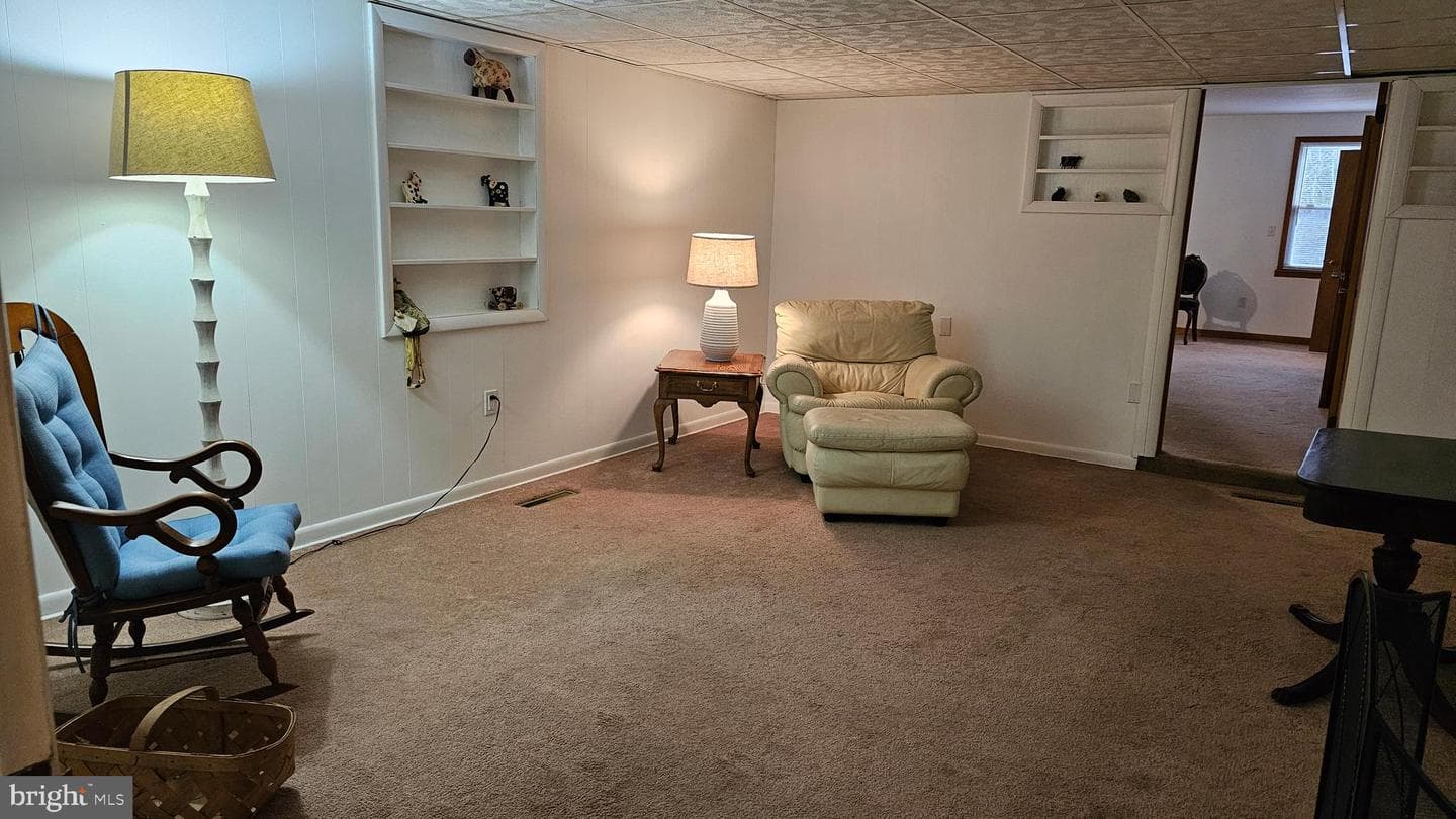 13870 Dowell Road photo 19