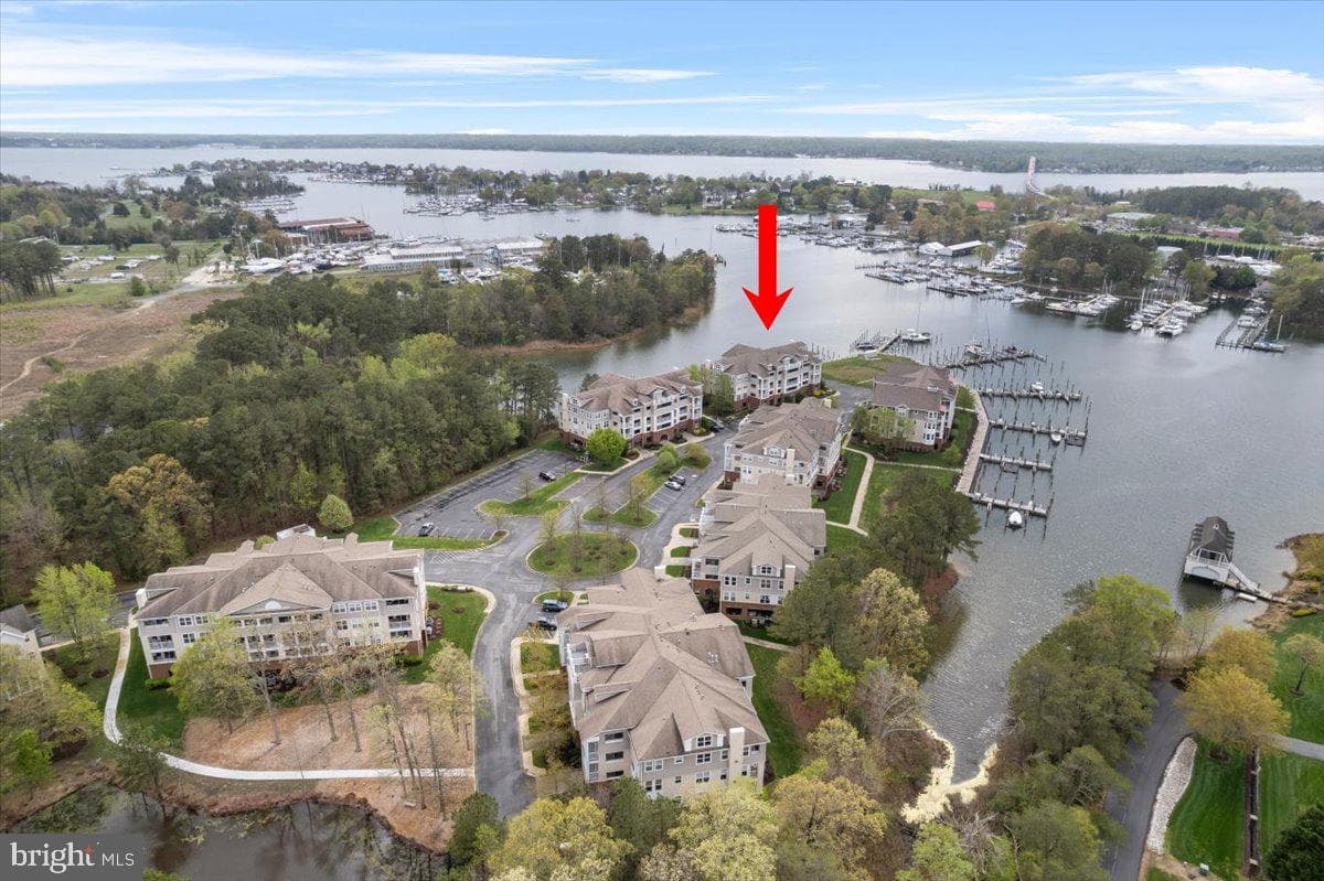 834 Oyster Bay Place photo 2