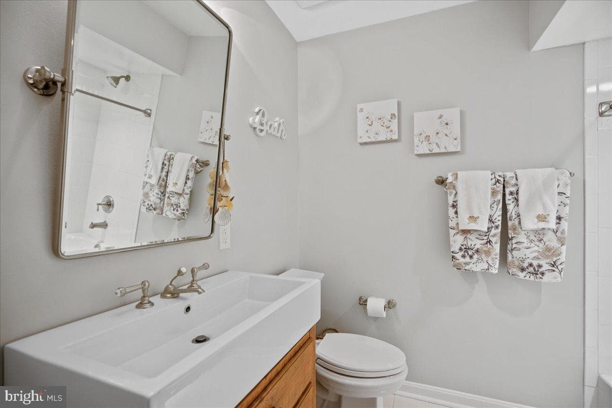 834 Oyster Bay Place photo 37