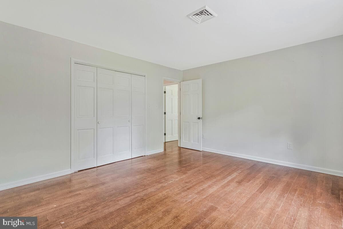 7251 Bond St. photo 25
