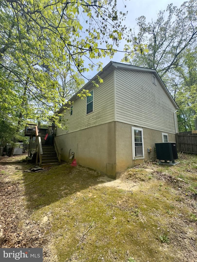 650 Running Fox Road photo 7